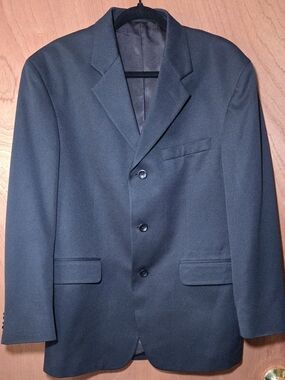 J Ferrar Men's Classic Black Blazer - Tailored Single-Breasted Jacket 38 S